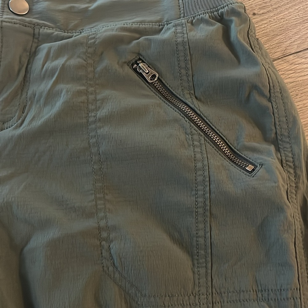Athleta Olive Green Active Pants - Picture 2 of 4